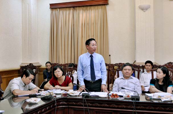 ວາລະປະຊຸມຄັ້ງທີ 2 ສະພາສົມທົບເຜີຍແຜ່, ສຶກສາກົດໝາຍສູນກາງ